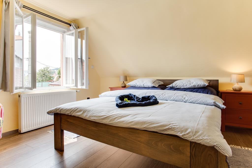 Amazing 5 Bedroom House Krumlov 82 - 4 Min Walk To Main Square Cesky Krumlov Bagian luar foto