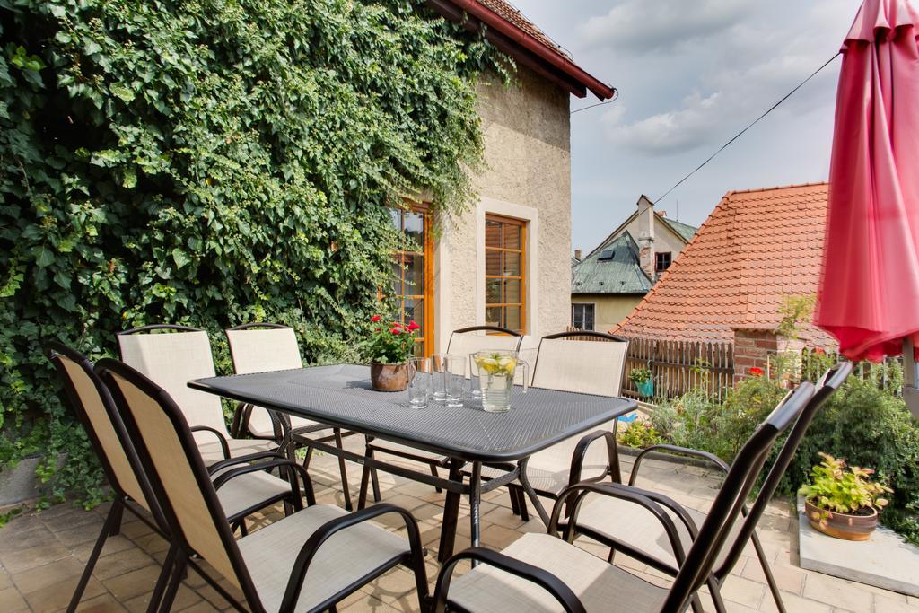 Amazing 5 Bedroom House Krumlov 82 - 4 Min Walk To Main Square Cesky Krumlov Bagian luar foto