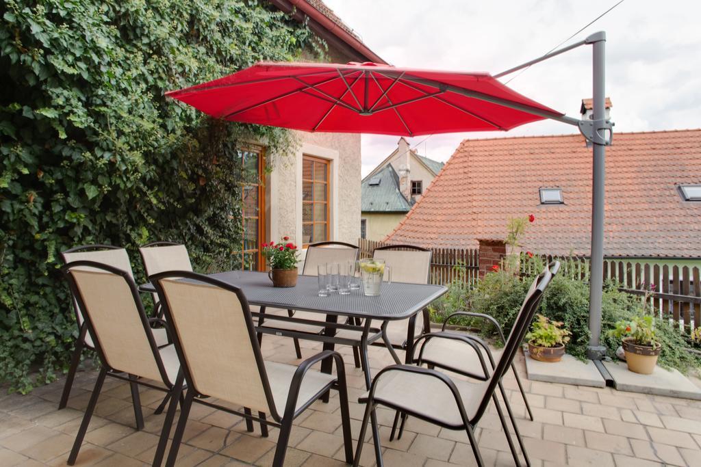 Amazing 5 Bedroom House Krumlov 82 - 4 Min Walk To Main Square Cesky Krumlov Bagian luar foto