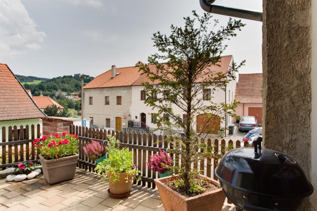 Amazing 5 Bedroom House Krumlov 82 - 4 Min Walk To Main Square Cesky Krumlov Bagian luar foto